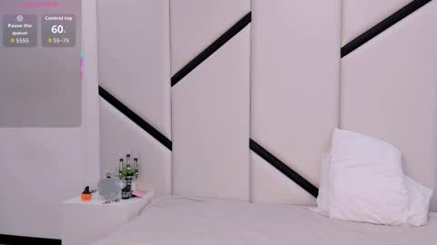 ximenacosta online show from 26, 10, 2025