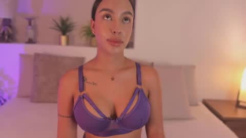  X I O M A R A  online show from 12, 7, 2026