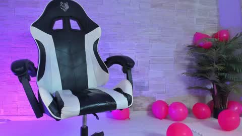 Snapshot of xjelly_pie chatting on 28, 2, 2025 Charisma online show from 28, 2, 2025