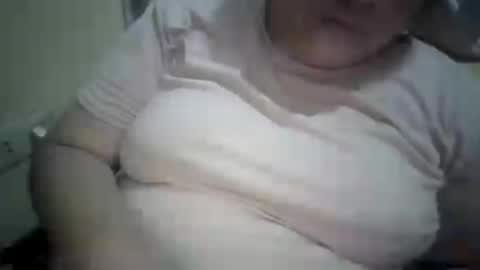 Snapshot of xjuicytits chatting on 19, 7, 2026 xjuicytits online show from 19, 7, 2026