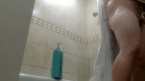 Snapshot of xkon1 chatting on 12, 9, 2025 xkon1 online show from 12, 9, 2025