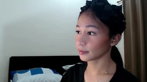 Snapshot of xlovely_destinyx chatting on 17, 2, 2026 Alice online show from 17, 2, 2026