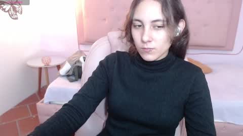 Snapshot of xlunna chatting on 24, 1, 2025 lunna online show from 24, 1, 2025