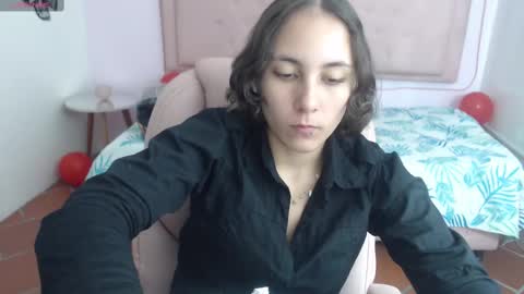 Snapshot of xlunna chatting on 15, 2, 2025 lunna online show from 15, 2, 2025