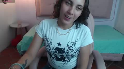 Snapshot of xlunna chatting on 26, 2, 2025 lunna online show from 26, 2, 2025