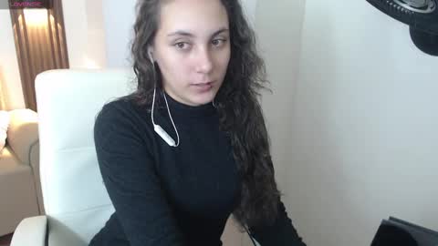 Snapshot of xlunna chatting on 26, 9, 2025 lunna online show from 26, 9, 2025