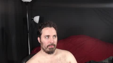 Snapshot of xmetalstudx chatting on 15, 12, 2024 MetalstudMaster online show from 15, 12, 2024