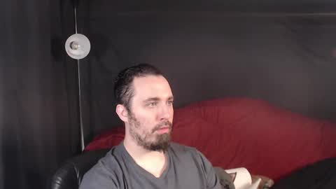 Snapshot of xmetalstudx chatting on 24, 2, 2025 MetalstudMaster online show from 24, 2, 2025