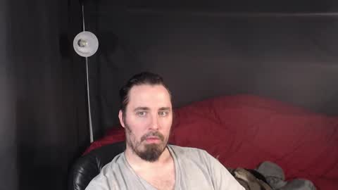 Snapshot of xmetalstudx chatting on 28, 2, 2025 MetalstudMaster online show from 28, 2, 2025