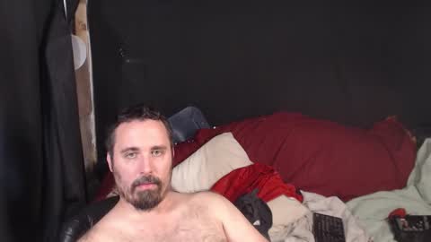 Snapshot of xmetalstudx chatting on 19, 10, 2025 MetalstudMaster online show from 19, 10, 2025