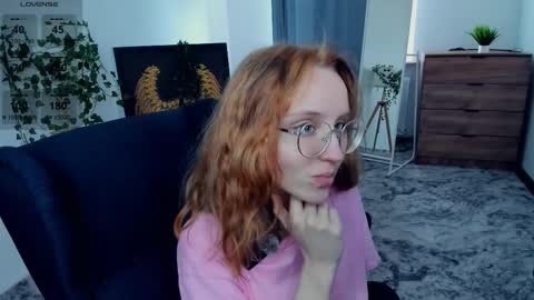 Kylie  online show from 16, 10, 2025