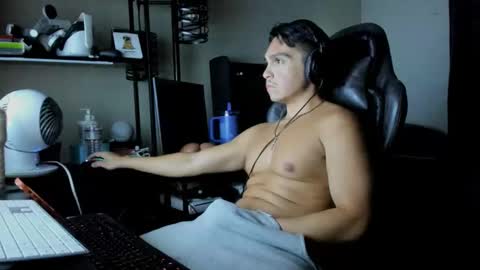 Snapshot of xoalejandroxo6 chatting on 14, 4, 2026 xoalejandroxo6 online show from 14, 4, 2026