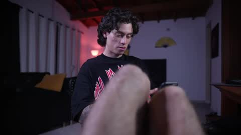   online show from 8, 5, 2026