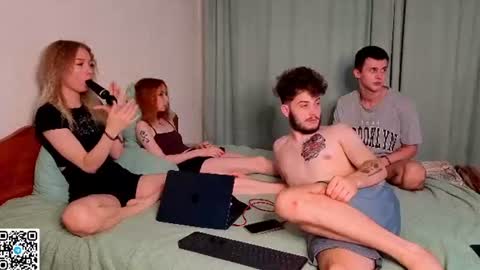 Snapshot of xoxoduo_ chatting on 27, 6, 2026 Casey and Brad online show from 27, 6, 2026