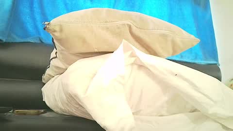 xposed_edger online show from 26, 1, 2025