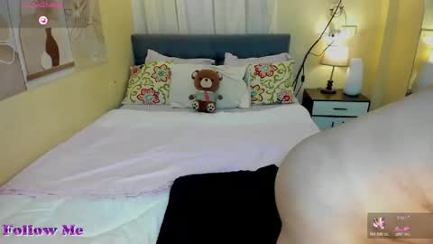 Snapshot of xrebecca_quinx chatting on 18, 11, 2025 MISS GODDESS DOLLY online show from 18, 11, 2025