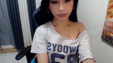 Snapshot of xseductive_airax chatting on 17, 2, 2025 aira online show from 17, 2, 2025