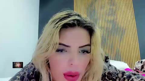 Femboy Exotic online show from 19, 7, 2026
