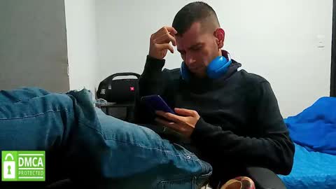 xuyeeg online show from 17, 2, 2025