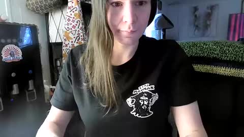 Deezy online show from 18, 1, 2025