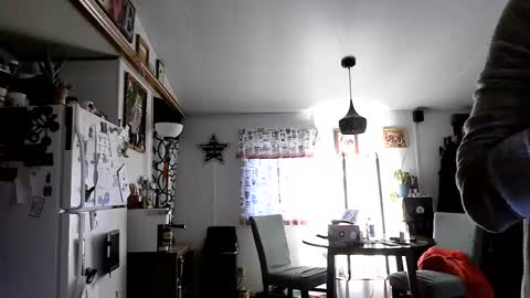 Deezy online show from 4, 2, 2025