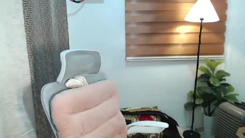 Snapshot of xxjulielovesyouxx chatting on 16, 1, 2025 July online show from 16, 1, 2025