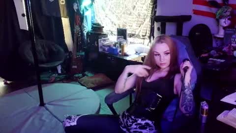 Snapshot of xxlilithmoonxx chatting on 6, 7, 2026 Lilith online show from 6, 7, 2026