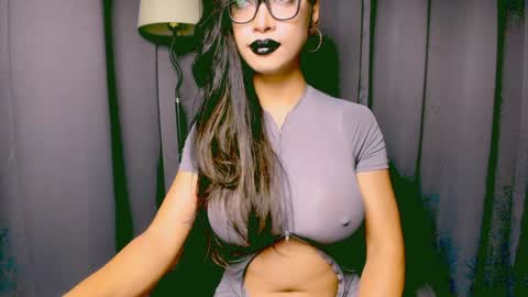 Snapshot of xxsexyandhotxx chatting on 27, 12, 2024 Lara online show from 27, 12, 2024