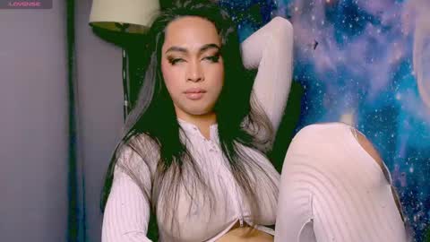 Snapshot of xxsexyandhotxx chatting on 5, 2, 2025 Lara online show from 5, 2, 2025