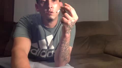 Snapshot of xxvizzyxx chatting on 18, 9, 2025 Vizzy online show from 18, 9, 2025