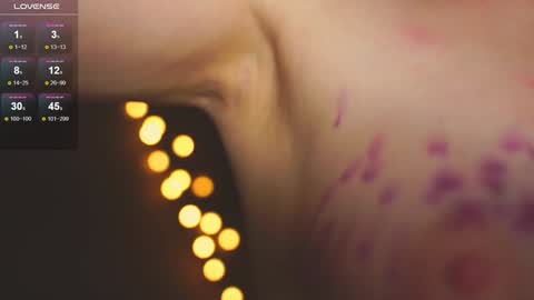 Snapshot of xxx_downtown_xxx chatting on 18, 1, 2025 Anna online show from 18, 1, 2025