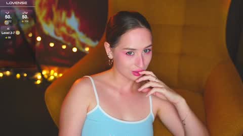 Snapshot of xxx_downtown_xxx chatting on 22, 1, 2025 Anna online show from 22, 1, 2025