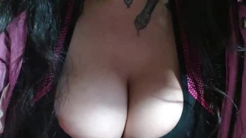 Snapshot of xxx_morena chatting on 6, 1, 2025   LILI  online show from 6, 1, 2025