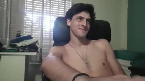 Snapshot of xxxfacu chatting on 12, 1, 2025 xxxfacu online show from 12, 1, 2025