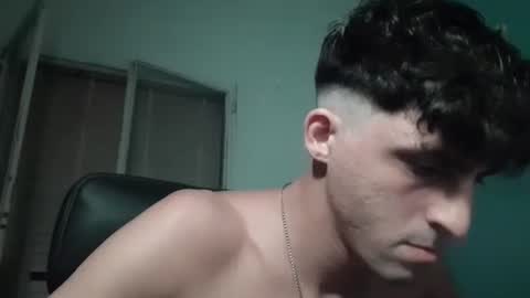 Snapshot of xxxfacu chatting on 7, 2, 2025 xxxfacu online show from 7, 2, 2025