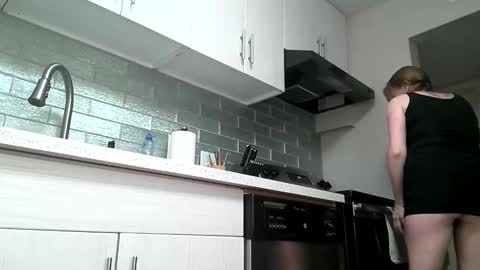 Snapshot of xxxlolalovexxx chatting on 22, 11, 2025 Lola online show from 22, 11, 2025