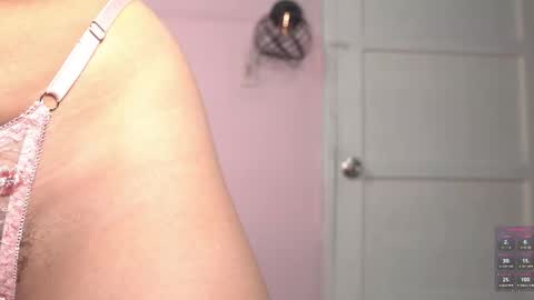 petronila online show from 8, 10, 2025