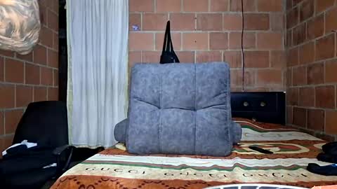 Yajz online show from 1, 8, 2026