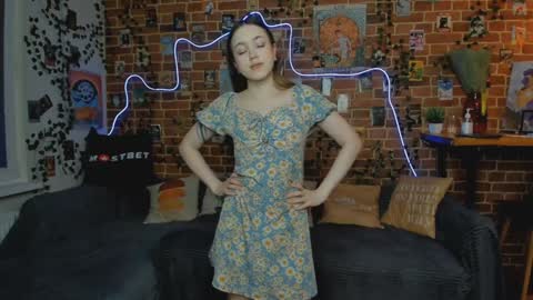 Snapshot of yami_yami_yami chatting on 11, 12, 2024 Mia and Andry  online show from 11, 12, 2024