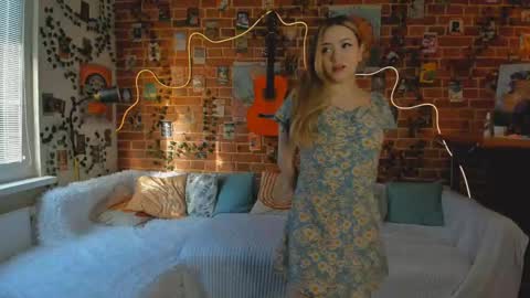 Snapshot of yami_yami_yami chatting on 19, 2, 2025 Mia and Andry  online show from 19, 2, 2025