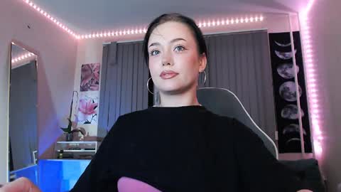 Snapshot of yamilean chatting on 10, 6, 2026 Yami online show from 10, 6, 2026