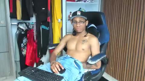 yandi_hot online show from 13, 2, 2026