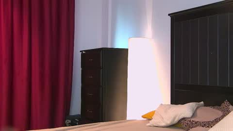 Snapshot of yanira_ass_ chatting on 15, 9, 2025 yanira_ass_ online show from 15, 9, 2025