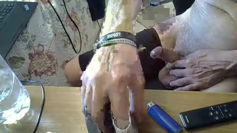 yannisv online show from 16, 12, 2024