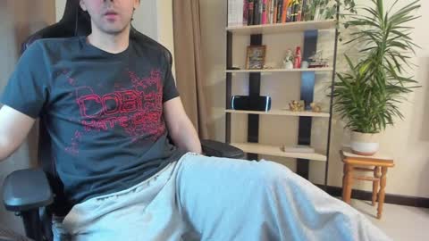 Snapshot of yanova chatting on 25, 1, 2025 yanova online show from 25, 1, 2025