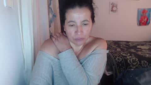 yasmin_love85 online show from 12, 2, 2025