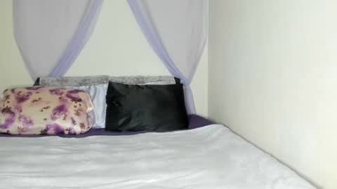 Yasmina online show from 24, 9, 2025