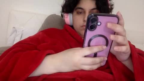 Snapshot of yasminebbyxx chatting on 17, 3, 2026 yasminebbyxx online show from 17, 3, 2026
