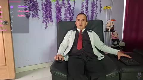 Snapshot of yazflor chatting on 13, 7, 2026 Hazzan y Greisy online show from 13, 7, 2026