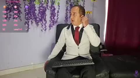 Snapshot of yazfore chatting on 26, 6, 2026 Hazzan online show from 26, 6, 2026